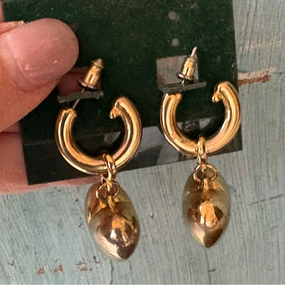 Gold Puffy Heart Vintage Dangle Pierced Earrings - Picture 2 of 7